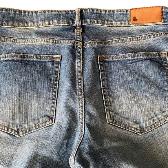 H&M Loyal Bootcut Jeans   - Picture 2 of 10